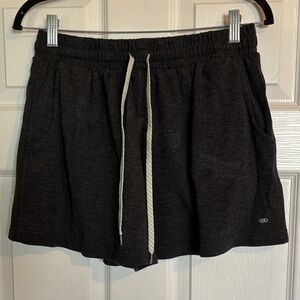 Legend women’s dark gray 3” inseam athletic shorts size XL